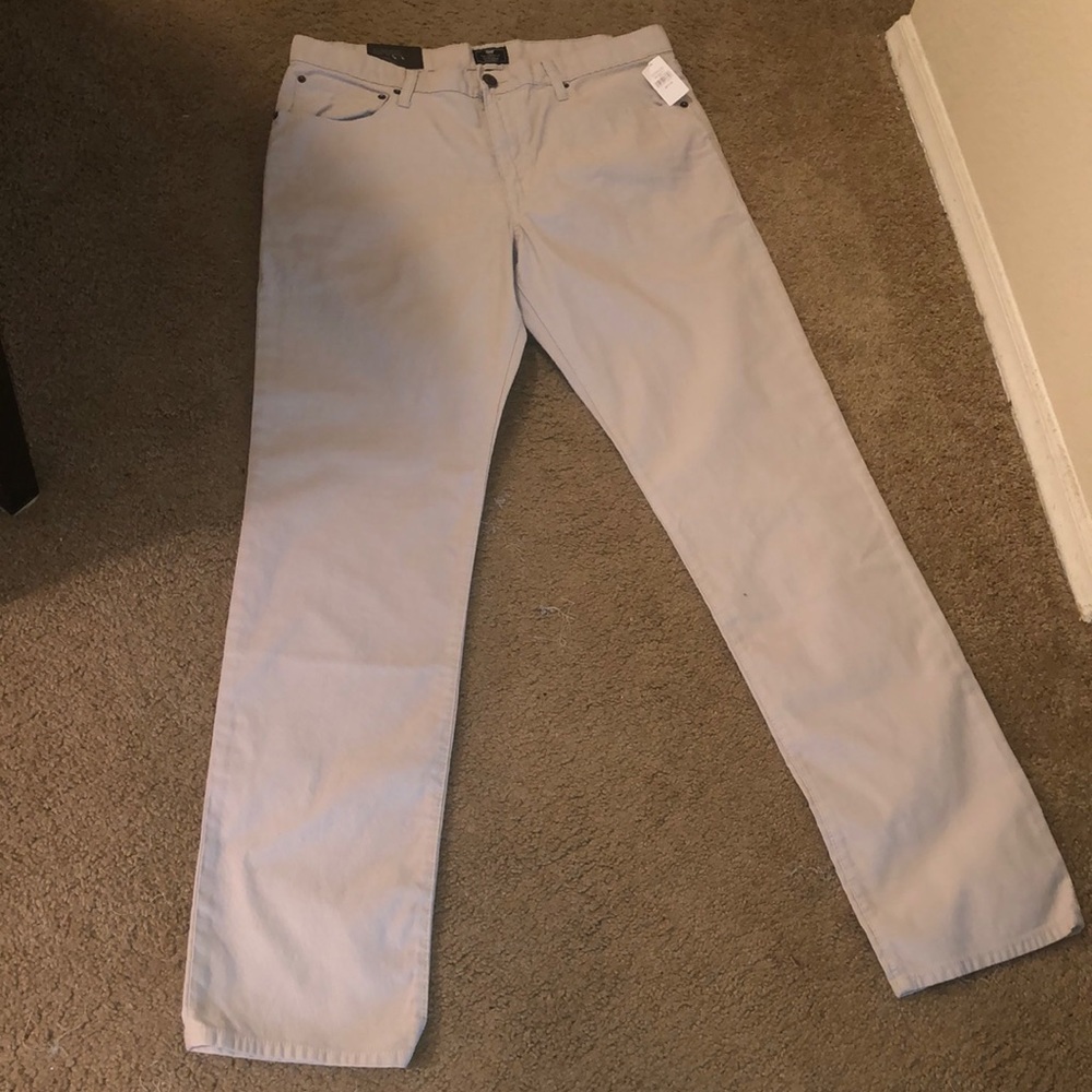 Men’s gap khakis